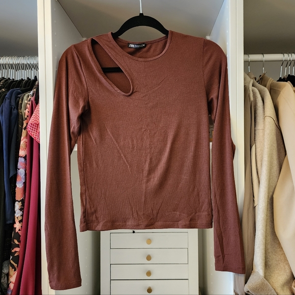 Zara Top - Picture 2 of 5